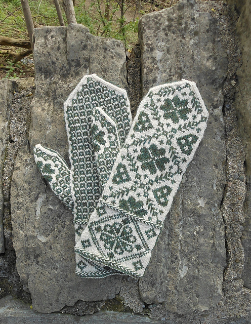 Luck and Love Mittens