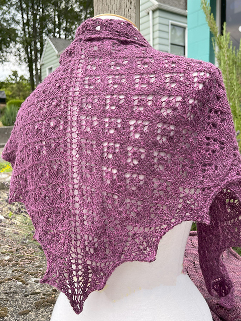 Mt Si Shawl