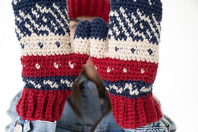 Chalet Mittens