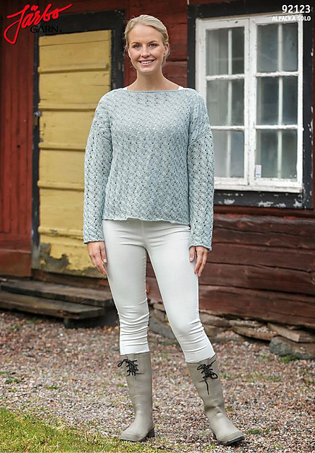 92123. OVERSIZED DAMTRÖJA