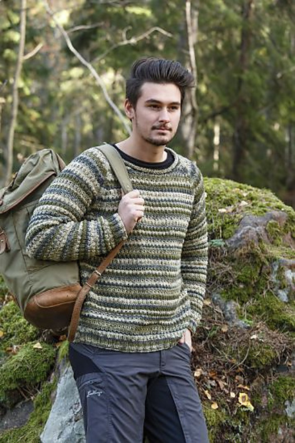 92029. STRUKTURSTICKAD RAGLANTRÖJA TILL HERR