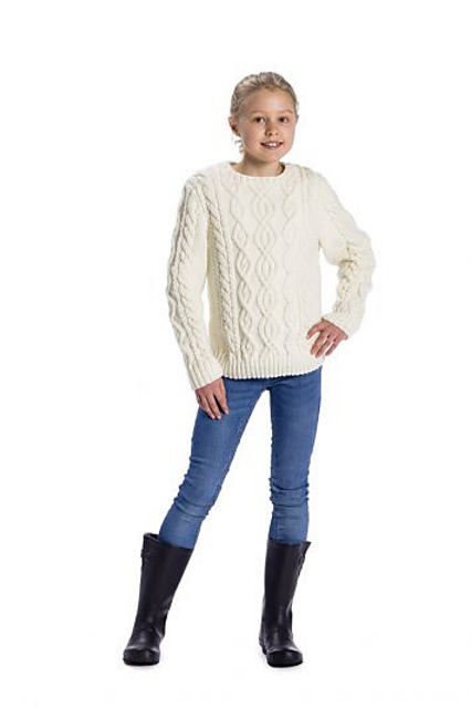 91677. BARNTRÖJA MED ARANFLÄTOR
