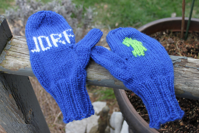 Juvenile Diabetes Research Foundation (JDRF) Mittens
