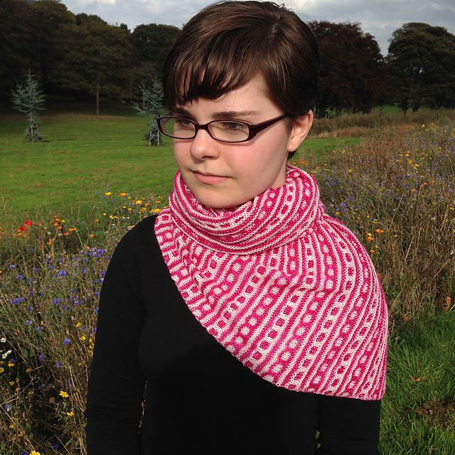 Round, Round, Get Around Shawl