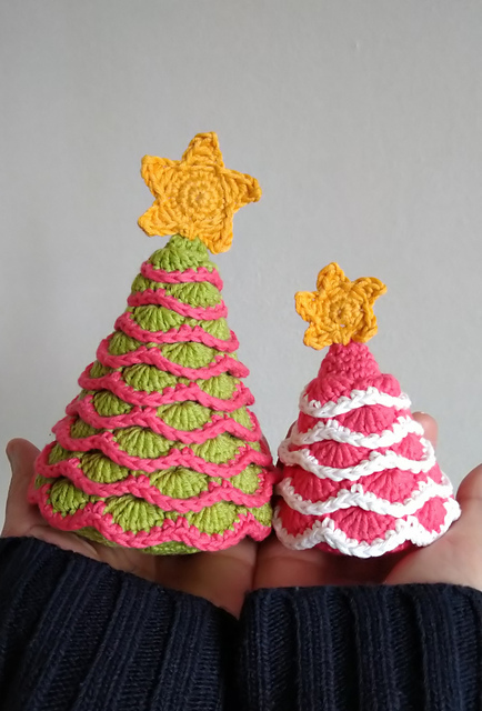 Snowy Starry Christmas Tree