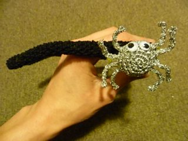 Spider glasses