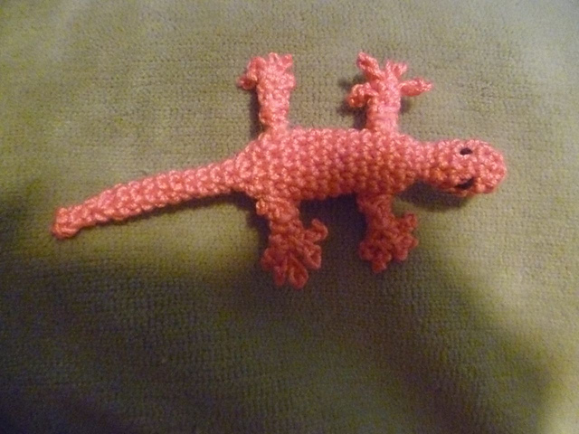 Gecko cat toy