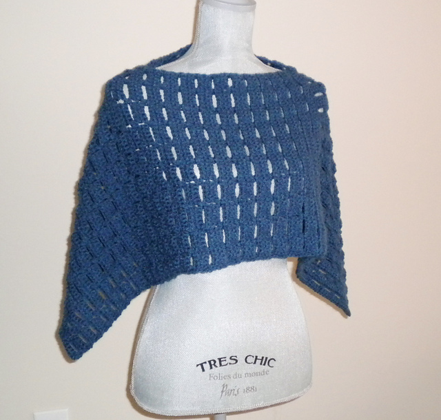 Carefree Capelet