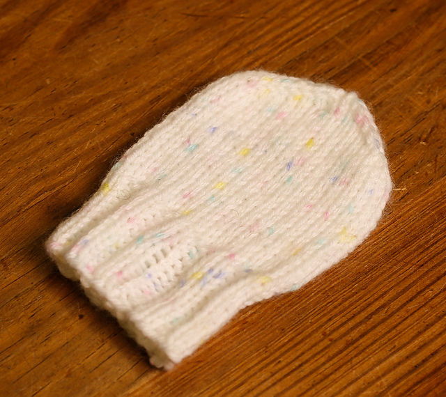 Super Simple Baby Mitts