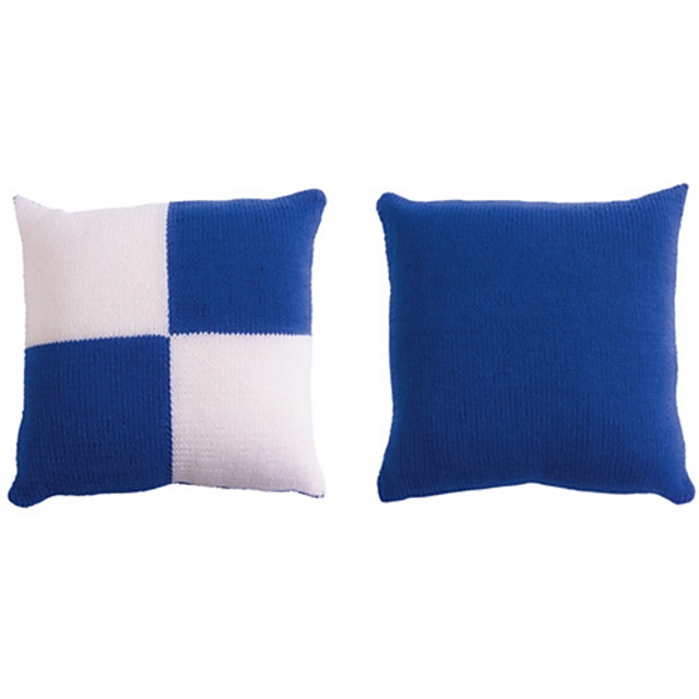 #05 Four-Squares Pillow