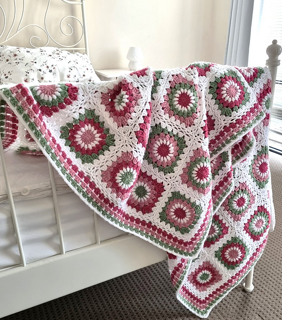 Summer Berry Blanket