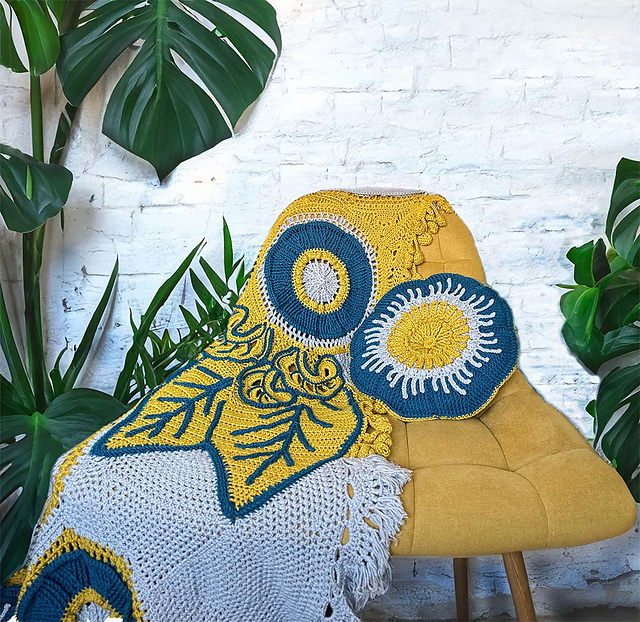 Floral Blooms cushion 2