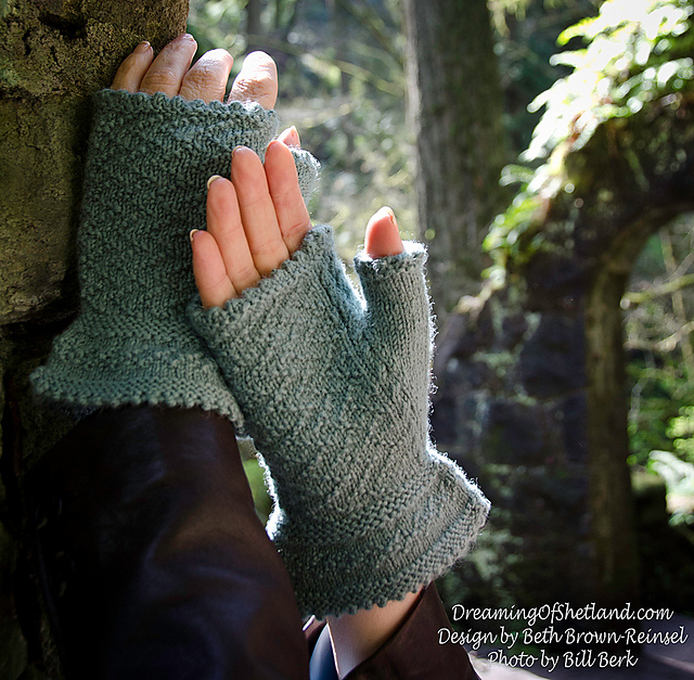 Gansey Mitts