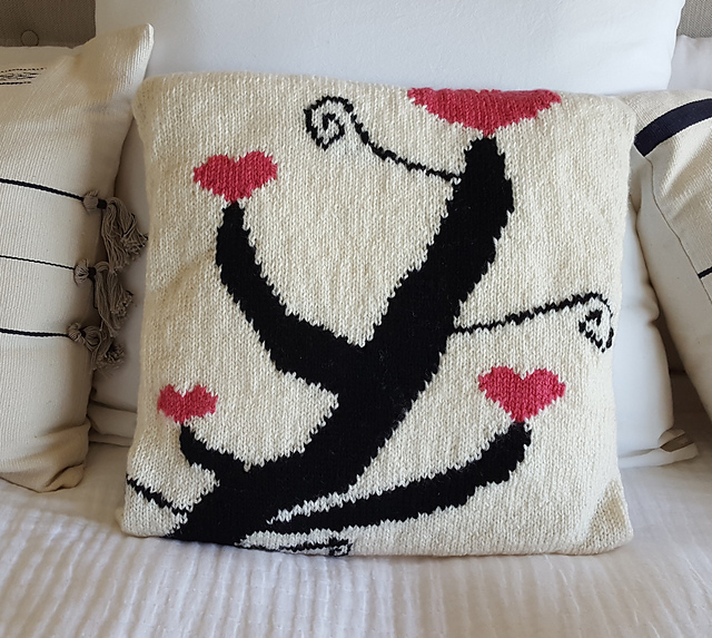 Swirls and hearts cushion