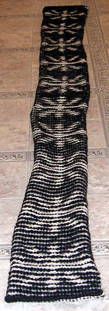 Snowflake Illusion Scarf