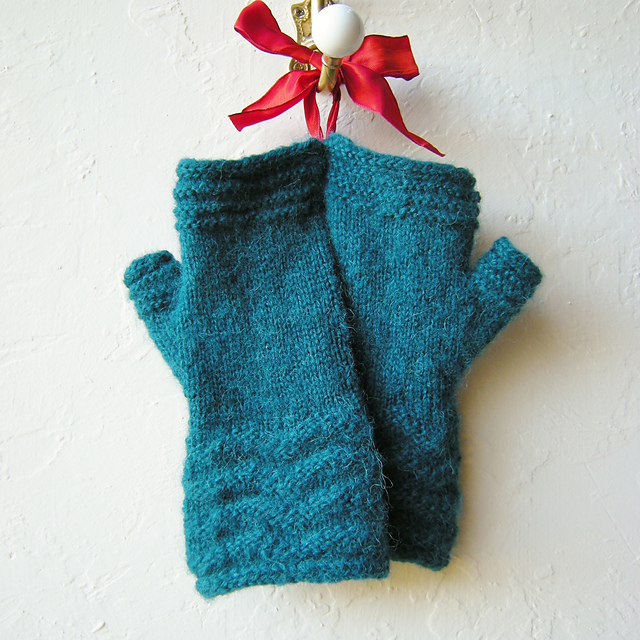 Altitude Mitts ~ Ridges