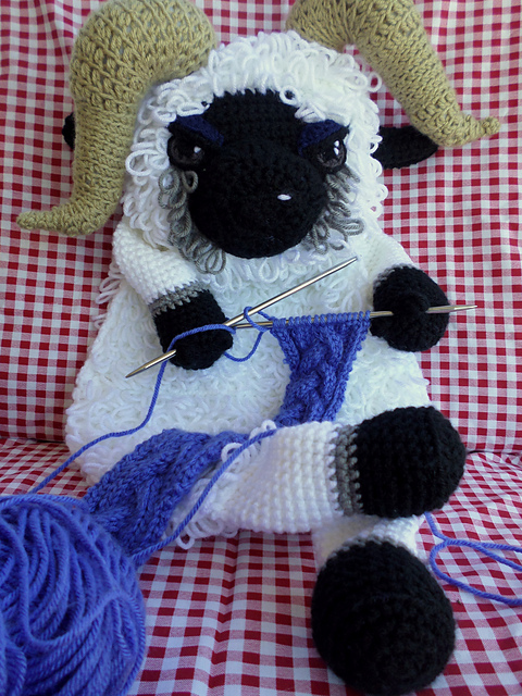 Philippe the Sheep (RET)