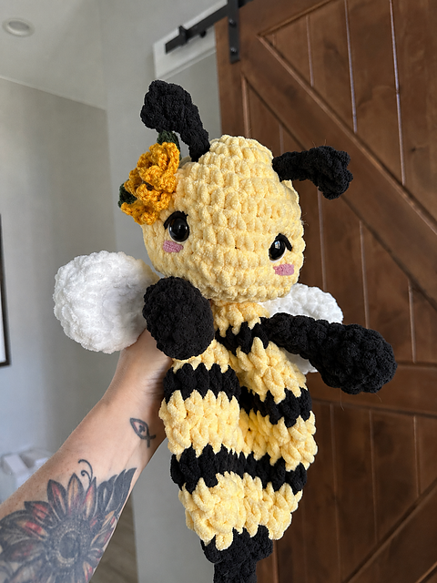 Blossom the Bee Snuggler