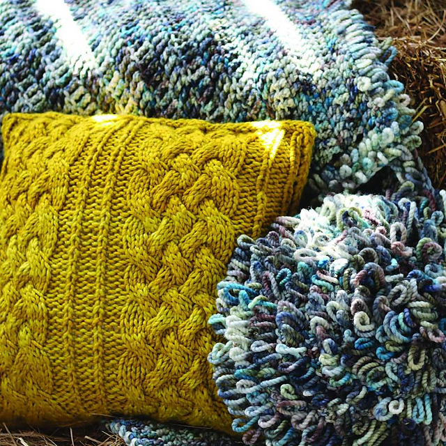 Loopy Pillow