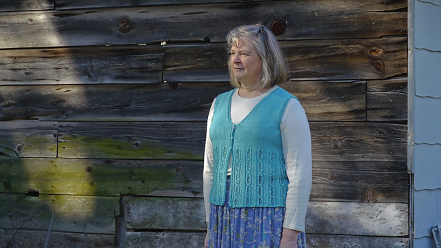 Cabled Cardigan Vest