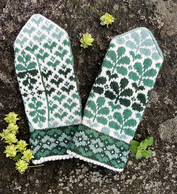 Jade mittens