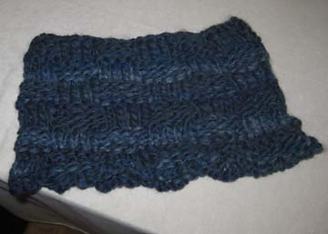 Chunky Check Collar