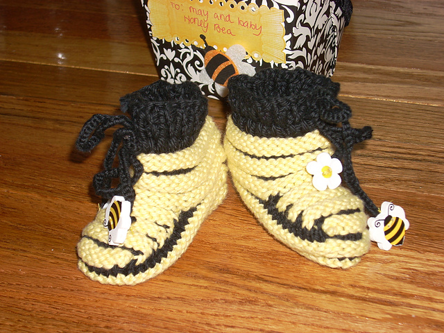 Busy Bee Booties