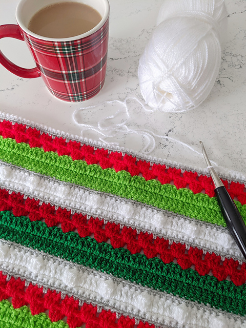 Holly Jolly Blanket