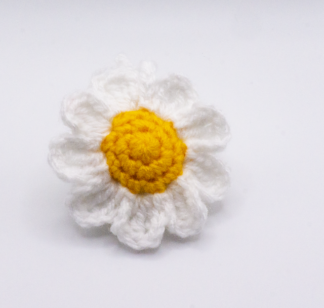 Daisy Bag Charm