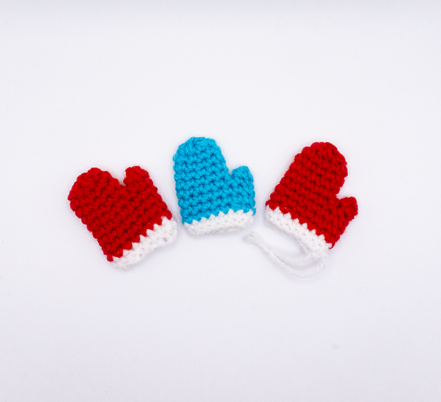 Mitten Ornament