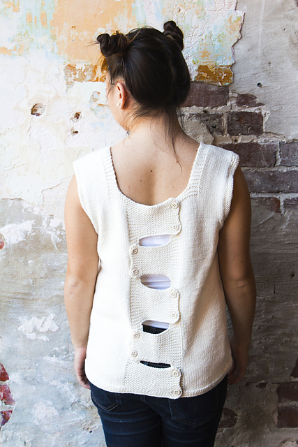Baccarat tee