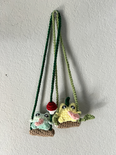 Frog on a Log