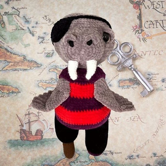 Walrus Pirate