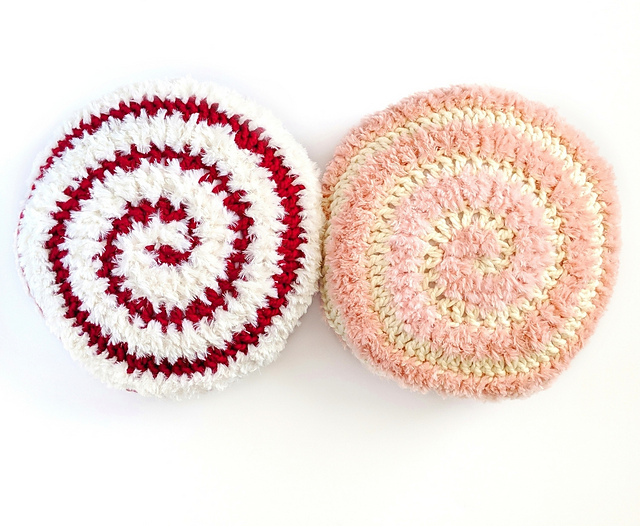 Swirl Pop Pillow