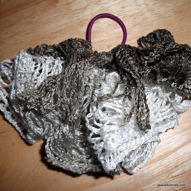 Net Yarn Hair Puff