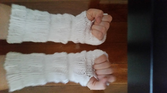 Jail Break Mitts