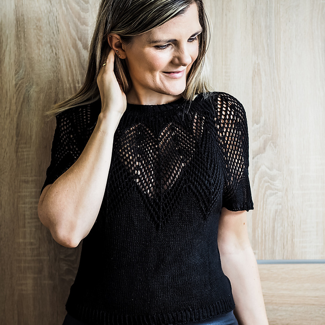 Ravelry: HeatWaveTee pattern by Jill Karina Bø