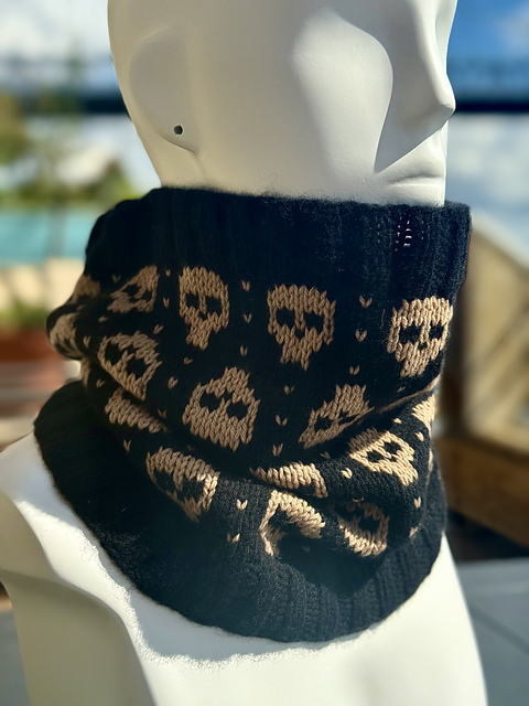 macmahon knitting mills Skull Face スカル Skull Pullover and Hat | Myblueheavenknits's Blog