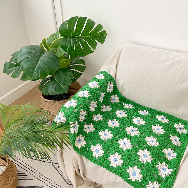 vintage daisy blanket