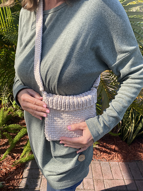 Knitted Linen Handbag