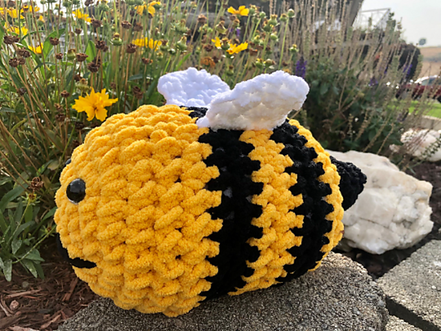 Big Happy Bee