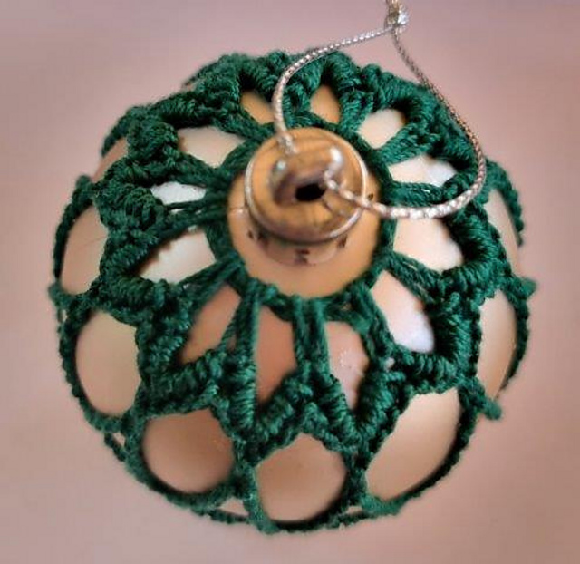 Christmas Bauble Cover #15
