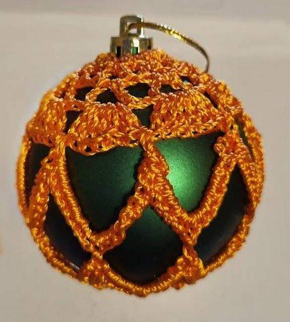 Christmas Bauble Cover #17