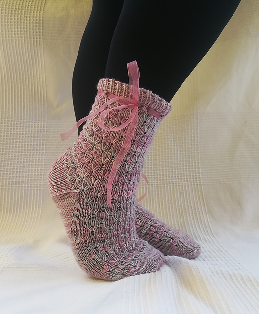 Sweetheart socks