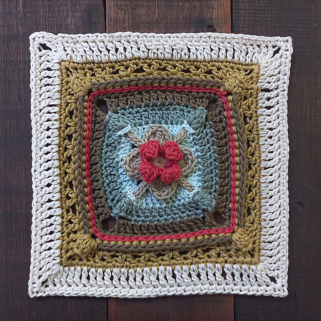 Hera Afghan Square