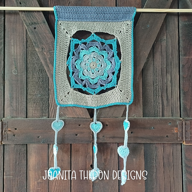 Star Flower Square Wall Hanging