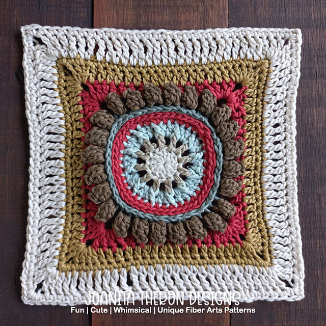 Aura Afghan Square