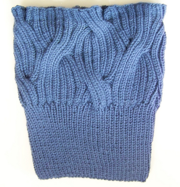 Ribbed Cabled Cowl