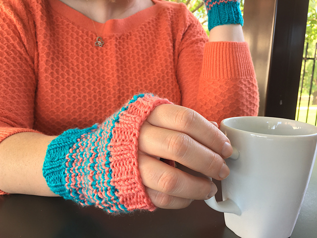 Chic Fingerless Mitts