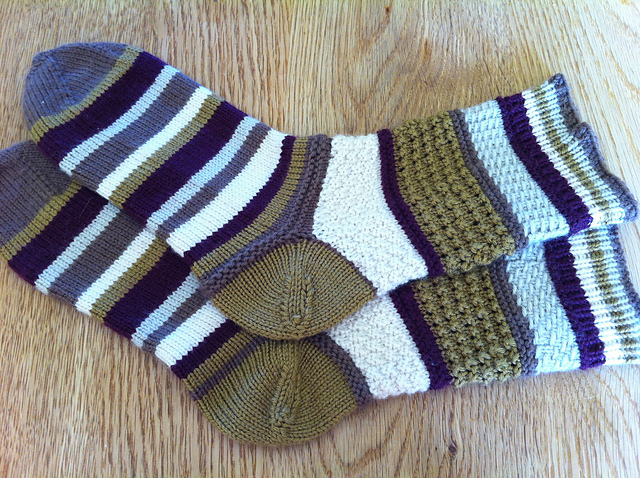 Textured Stripe Socks